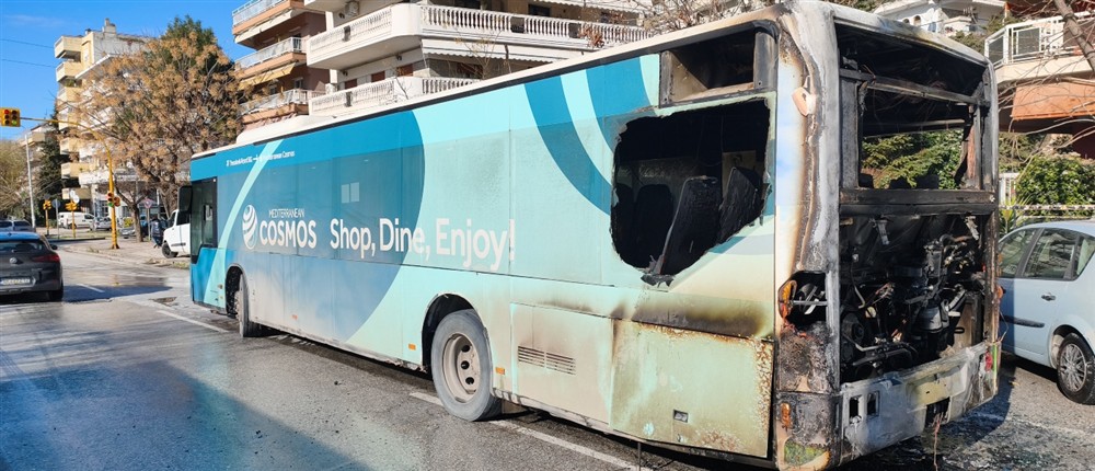 φωτια - λεωφορειο - θεσσαλονικη