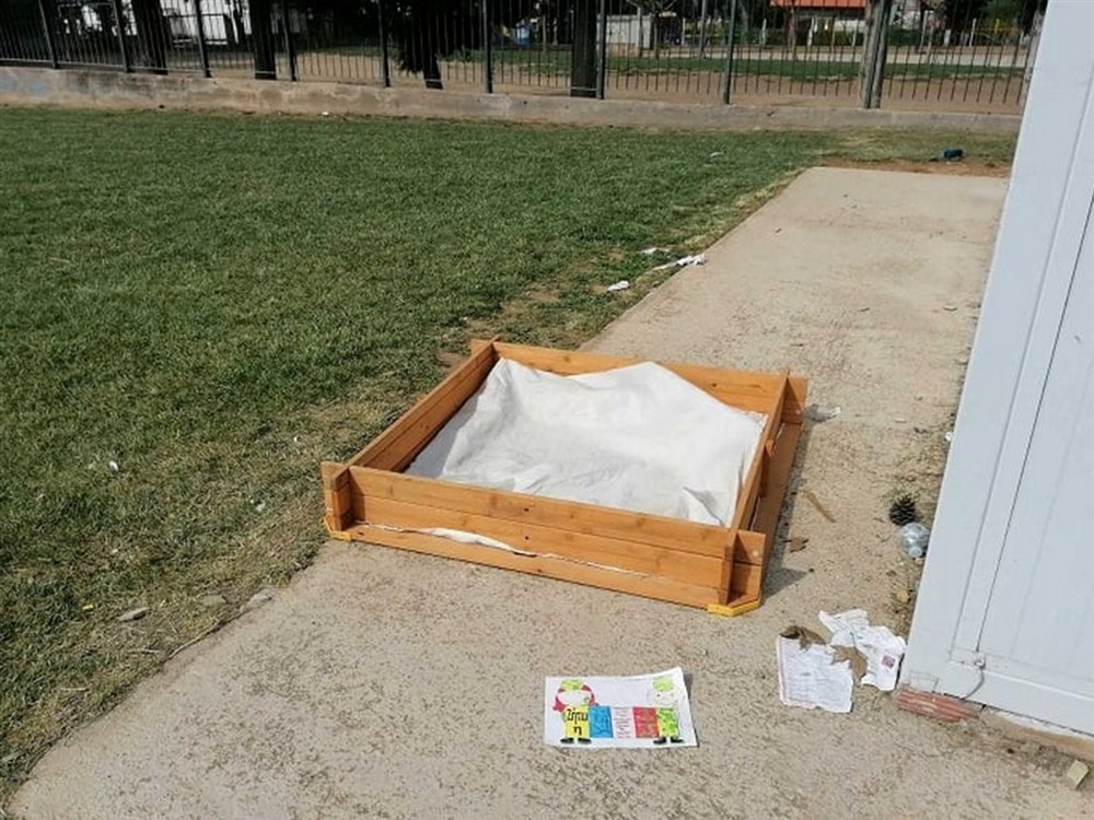 ΘΕΣΣΑΛΟΝΙΚΗ-ΒΑΝΔΑΛΙΣΜΟς- ΣΧΟΛΕΙΟ ΘΕΣΣΑΛΟΝΙΚΗ-ΒΑΝΔΑΛΙΣΜΟς- ΣΧΟΛΕΙΟ