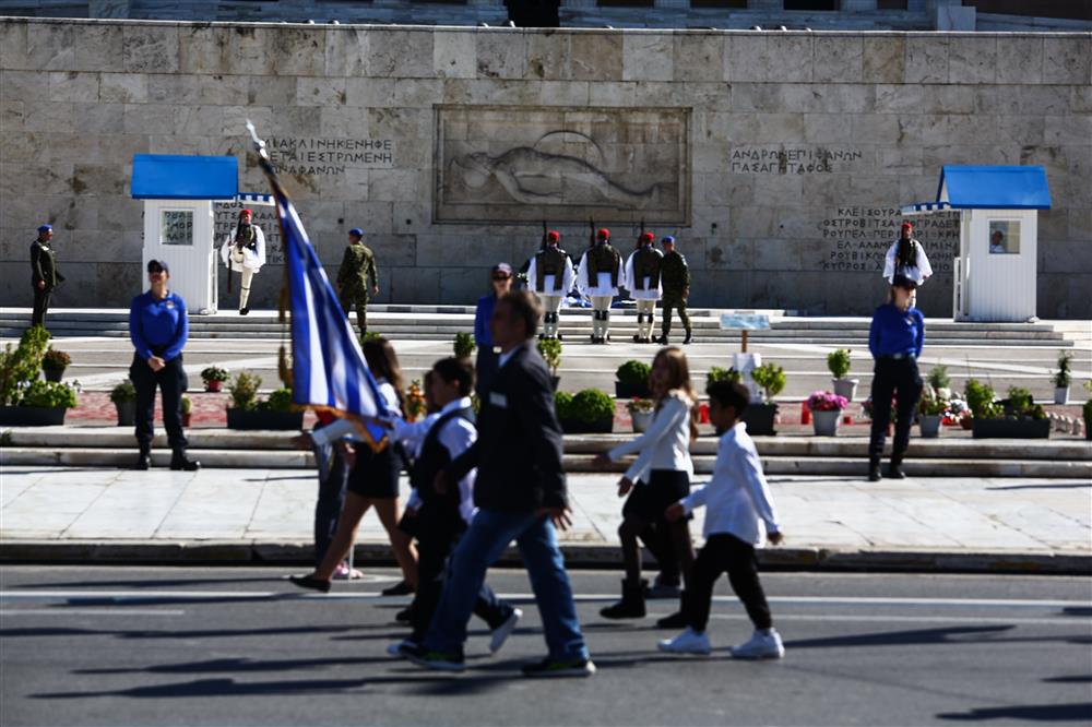 Μαθητική - παρέλαση - Αθήνα Μαθητική - παρέλαση - Αθήνα