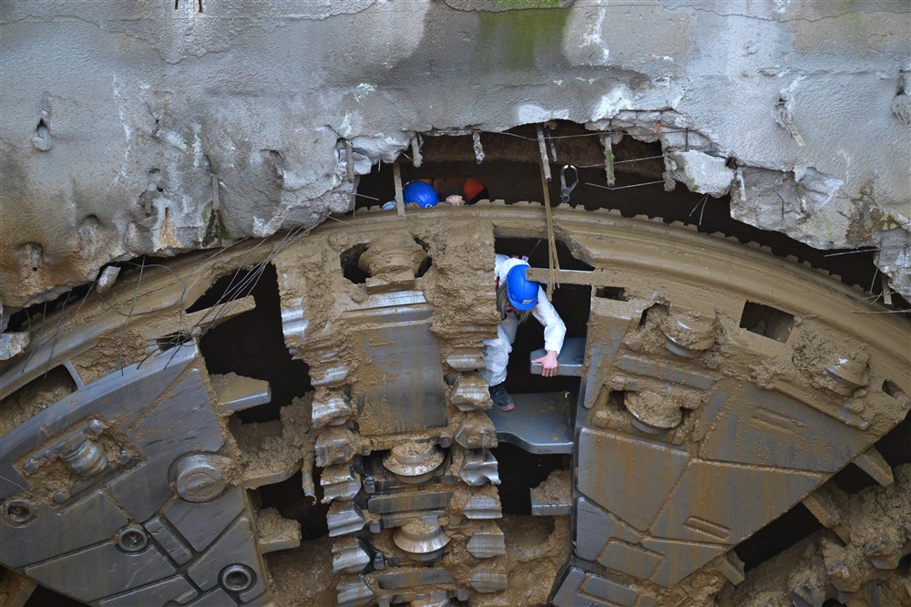 Μετροπόντικας Αθηνά - Γραμμή 4 Μετρό