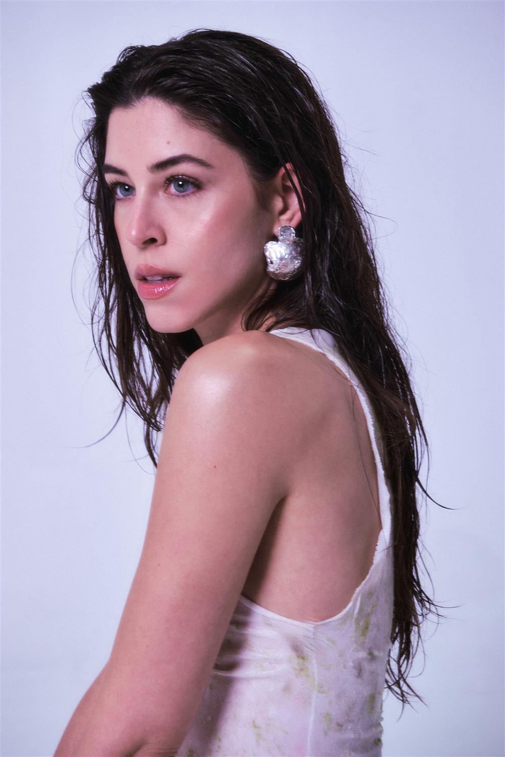Demy