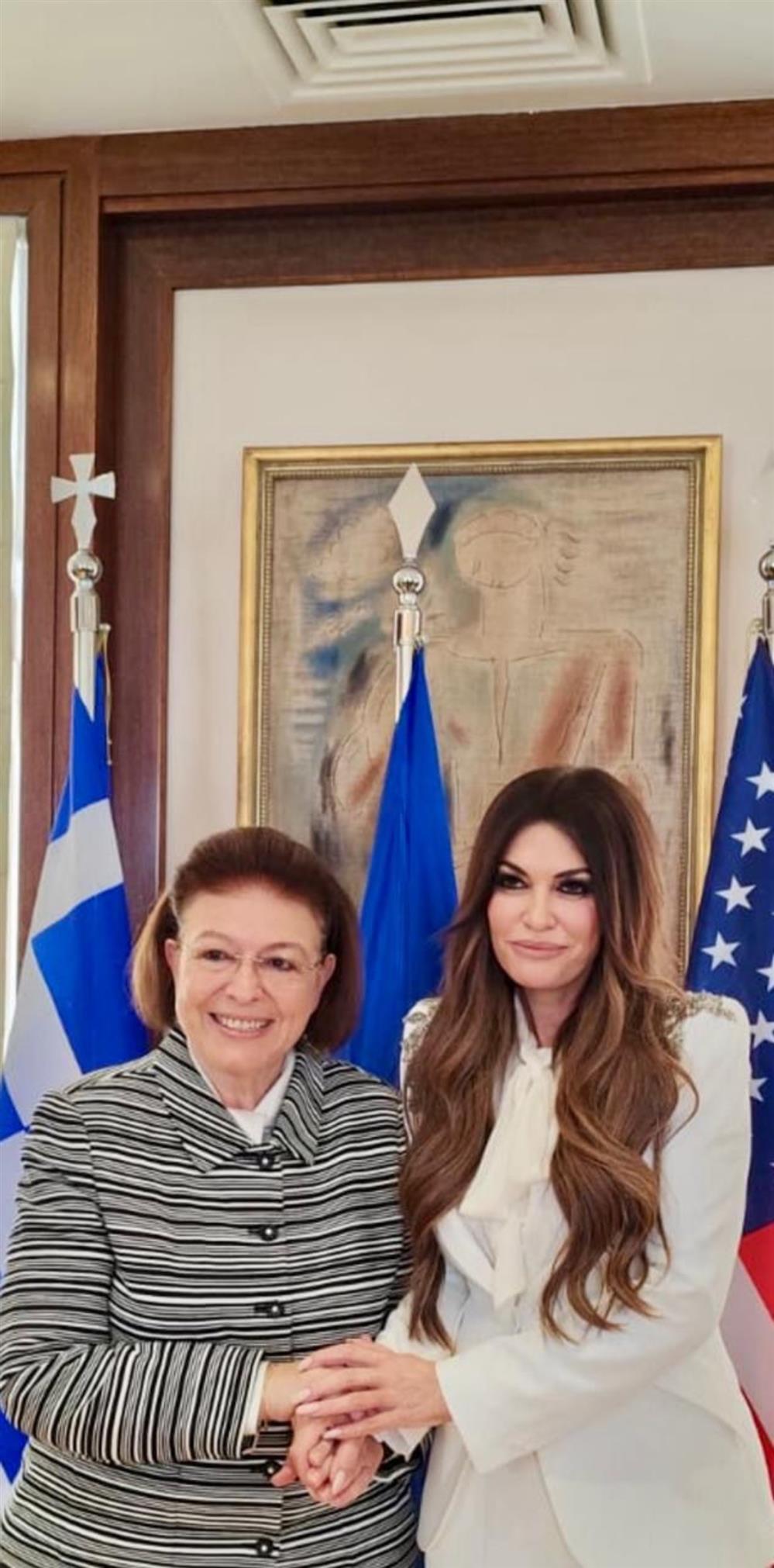 Γκίλφοϊλ - Μενδώνη Γκίλφοϊλ - Μενδώνη