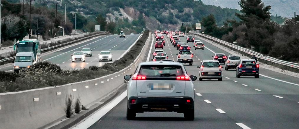 ΑΑΔΕ: Στο μικροσκόπιο ανασφάλιστα και ακινητοποιημένα οχήματα – Ποιοι θα πληρώσουν "τσουχτερά" πρόστιμα