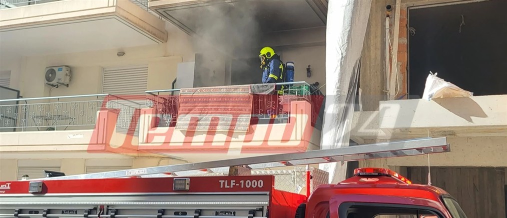 Πάτρα: Μεγάλη επιχείρηση της Πυροσβεστικής για φωτιά σε διαμέρισμα (βίντεο)