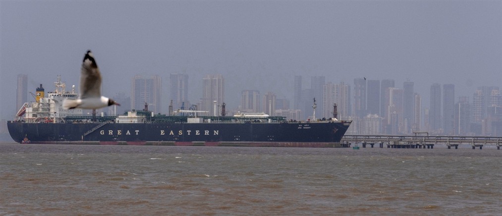 Το Ιράν προειδοποίησε αμερικανικό πολεμικό πλοίο ότι θα δεχτεί επίθεση αν περάσει τα στενά του Ορμούζ - Διαψεύδει αμερικανός αξιωματούχος