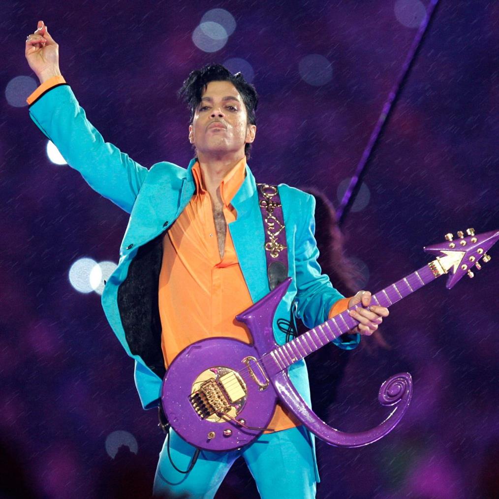 Το θρυλικό Purple Rain γίνεται μιούζικαλ - Πού θα παρουσιαστεί;