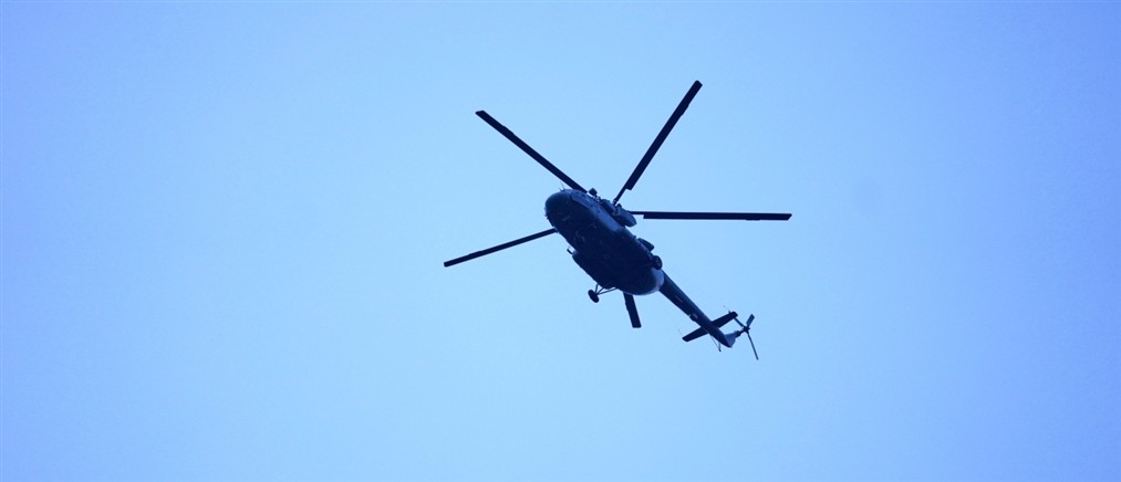Ιταλία: Δύο νεκροί από συντριβή ελικοπτέρου - Μπλέχτηκε σε καλώδια τελεφερίκ και τυλίχθηκε στις φλόγες (βίντεο)
