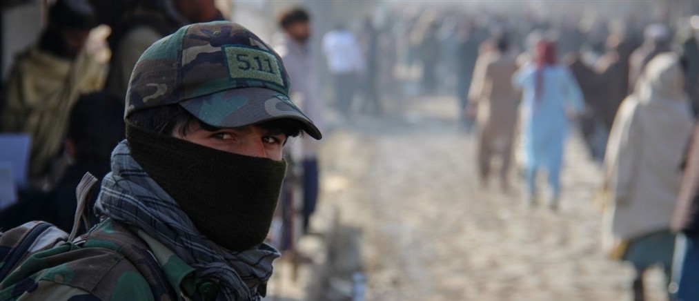 Το Πακιστάν κηρύσσει πόλεμο στις de facto αρχές των Ταλιμπάν στο Αφγανιστάν