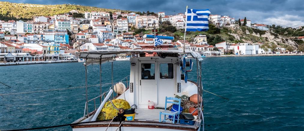 Σάμος: Στους προορισμούς με τις καλύτερες παραλίες της Ελλάδας, σύμφωνα με διεθνή ΜΜΕ