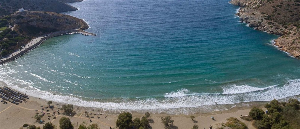 Η Σύρος με 7 Γαλάζιες Σημαίες το 2026