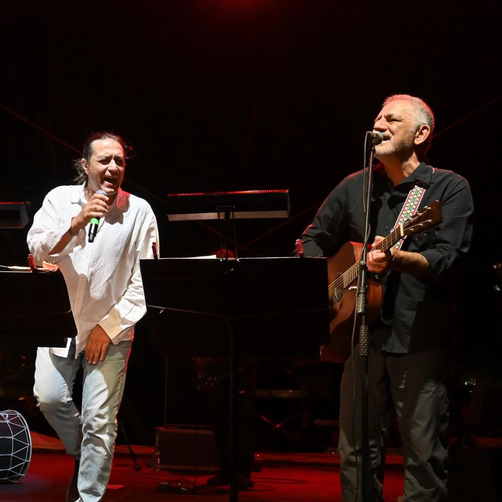 Νίκος Πορτοκάλογλου - Γιάννης Κότσιρας: Αναβάλλεται η συναυλία τους στον Βόλο
