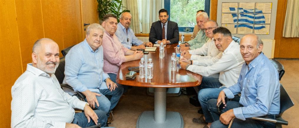Κυρανάκης: Συναντήθηκε με εκπροσώπους της Ομοσπονδίας Ταξί Ελλάδος