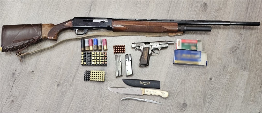 Ρέθυμνο: Συνελήφθη 57χρονος που έκρυβε οπλοστάσιο στο σπίτι του