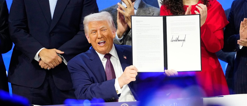 Τραμπ: Απειλεί την Κίνα με τελωνειακούς δασμούς 50%, αν βοηθήσει στρατιωτικά το Ιράν