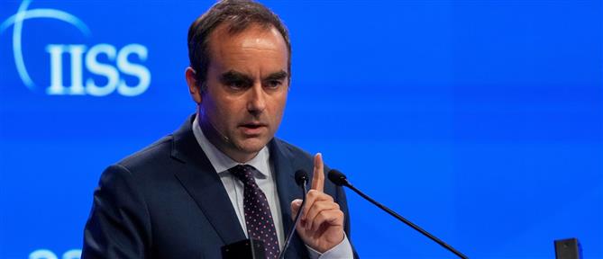 Γαλλία: Απορρίφθηκε η πρόταση μομφής κατά της κυβέρνησης Λεκορνί