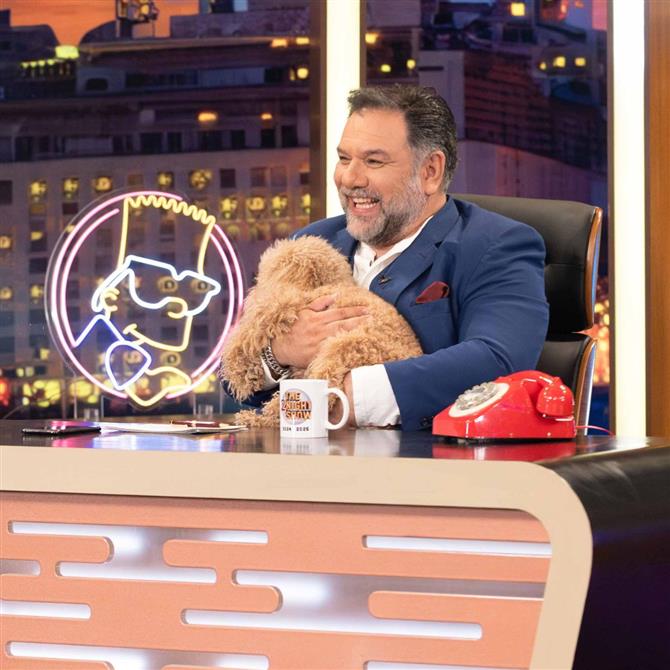 The 2Night Show: Ποιες είναι οι αποψινές καλεσμένες του Γρηγόρη Αρναούτογλου;