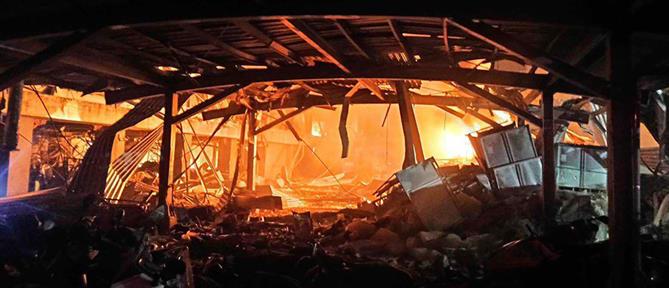 Τρίκαλα: Βιοτεχνία κάηκε ολοσχερώς έπειτα από φωτιά που ξέσπασε στις εγκαταστάσεις της (βίντεο)