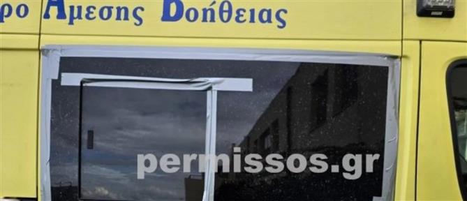 Θήβα: Κάλεσαν... "για πλάκα" ασθενοφόρο και το έσπασαν (βίντεο)