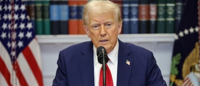 Τραμπ: H Ουάσιγκτον θα βοηθήσει να αποσυμφορηθεί η κίνηση στο στενό του Oρμούζ