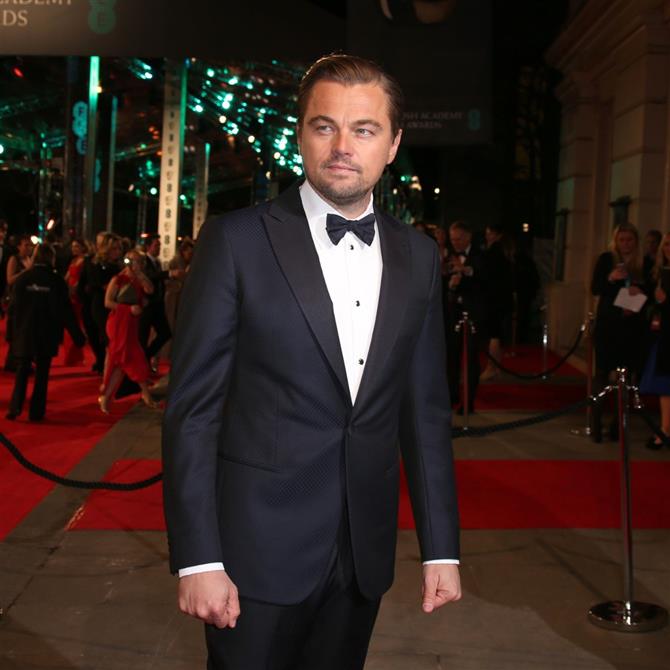 Λεονάρντο Ντι Κάπριο: Πήγε στο Met Gala για πρώτη φορά και δεν το κατάλαβε κανείς