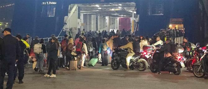 Λιμάνι Πειραιά: Λήξη συναγερμού για τοποθέτηση βόμβας στο Blue Star 1