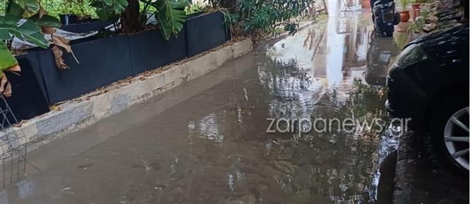 "Ποτάμια" οι δρόμοι σε Ηράκλειο και Χανιά - Πλημμύρισε ξενοδοχείο (βίντεο)