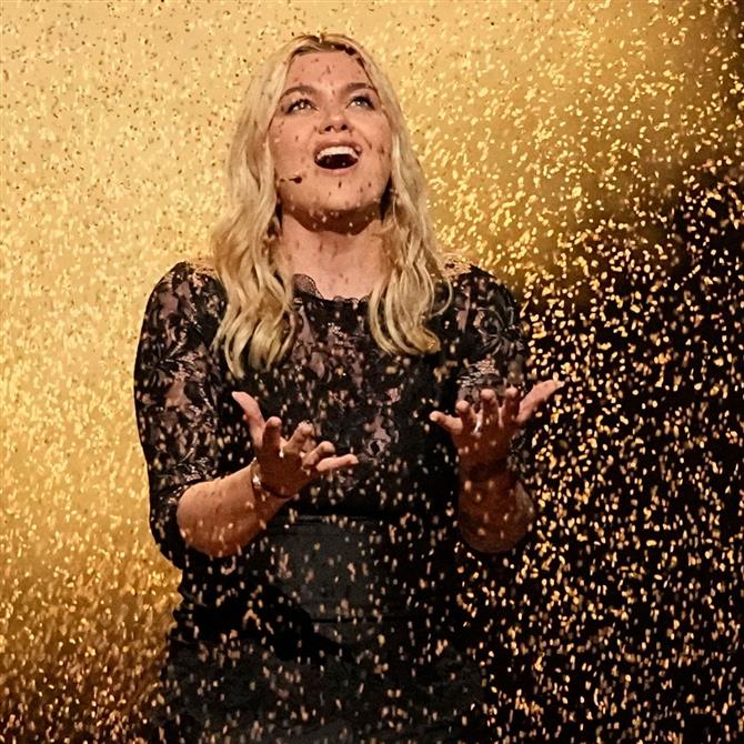 Eurovision 2025: Ανατρίχιασε την Ευρώπη η Louane της Γαλλίας με το τραγούδι της για τη μητρότητα
