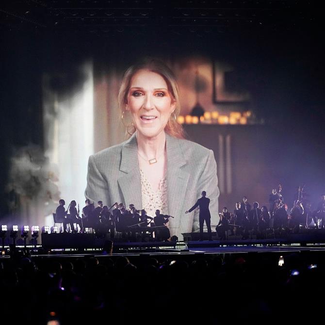 Eurovision 2025 - Α’ Ημιτελικός: Το συγκινητικό μήνυμα της Σελίν Ντιόν - "Όταν κέρδισα το 1988, η ζωή μου άλλαξε"