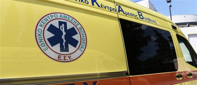 Θανατηφόρο τροχαίο στη Μάνδρα Αττικής - Νεκρή 35χρονη οδηγός μηχανής