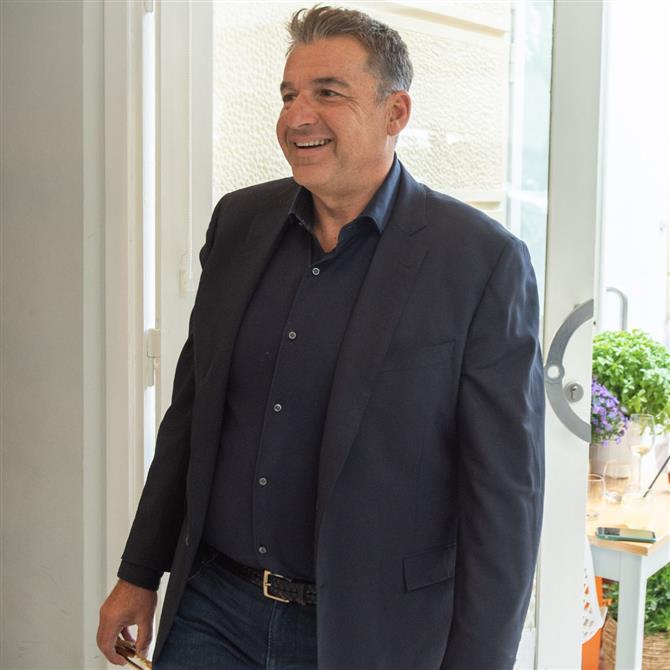 Γιώργος Λιάγκας: Οι απρόσμενοι επισκέπτες στο σπίτι του στην Τήνο