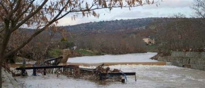 Ήχησε το 112 στον Έβρο λόγω υπερχείλισης των υδάτων του ποταμού