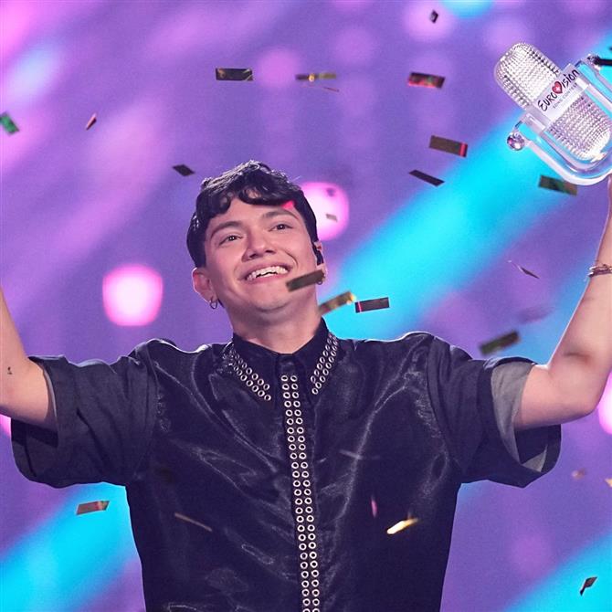 Eurovision 2025: Ποιος είναι ο μεγάλος νικητής JJ - Το βιογραφικό του  Johannes Pietsch που κέρδισε με την Αυστρία