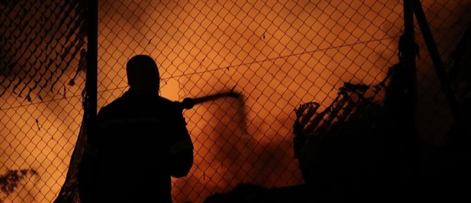 Θεσσαλονίκη: Σε ύφεση η φωτιά σε επιχείρηση ανακύκλωσης στη Σίνδο