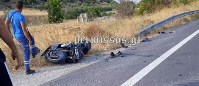 Βοιωτία: Μηχανή συγκρούστηκε με τρακτέρ – Νεκρός ο 33χρονος μοτοσικλετιστής