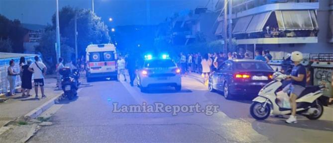 Λαμία: Μηχανή συγκρούστηκε με ΙΧ - Διασωληνώθηκε 16χρονος (εικόνες)