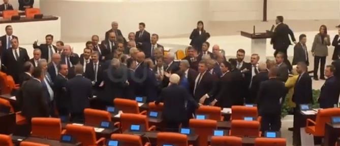 Τουρκία: Δεκάδες βουλευτές νοσηλεύονται με ενδείξεις δηλητηρίασης