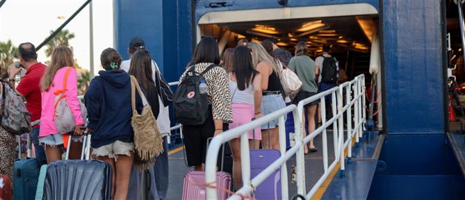Πλοία: Πώς θα πραγματοποιηθούν τα δρομολόγια από τα λιμάνια της Αττικής