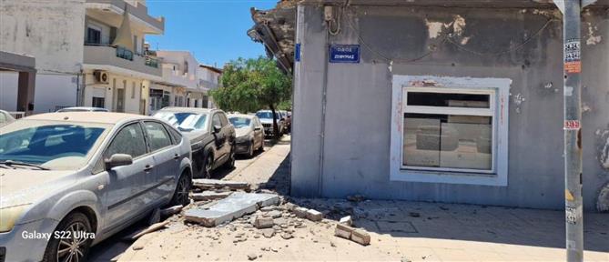 Ηράκλειο: Κατέρρευσε τμήμα από το γείσο κτιρίου στη Νέα Αλικαρνασσό