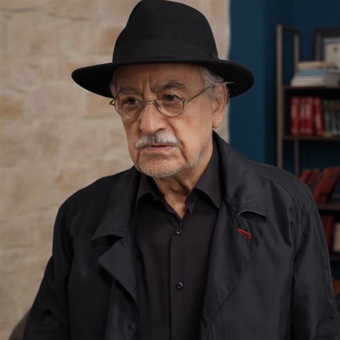 Η Γη της Ελιάς: Το αποχαιρετιστήριο μήνυμα στον Νίκο Γαλανό στην έναρξη του επεισοδίου