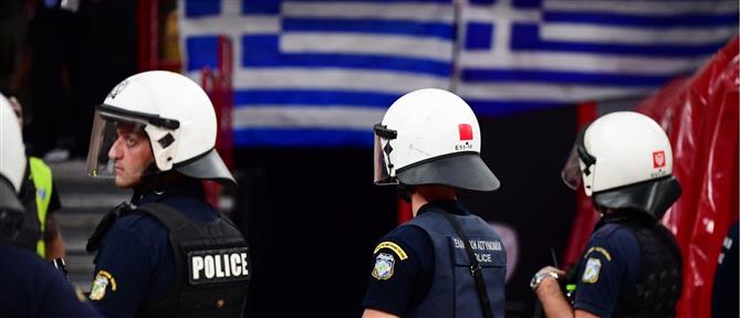 Ολυμπιακός - Παναθηναϊκός: "Ηλεκτρισμένη" η ατμόσφαιρα στο ΣΕΦ πριν τον 4ο τελικό