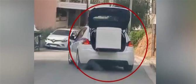 Σε διαθεσιμότητα ο αστυνομικός που μετέφερε ψυγείο με περιπολικό - Ξεσπά ο πατέρας της Κυριακής Γρίβα