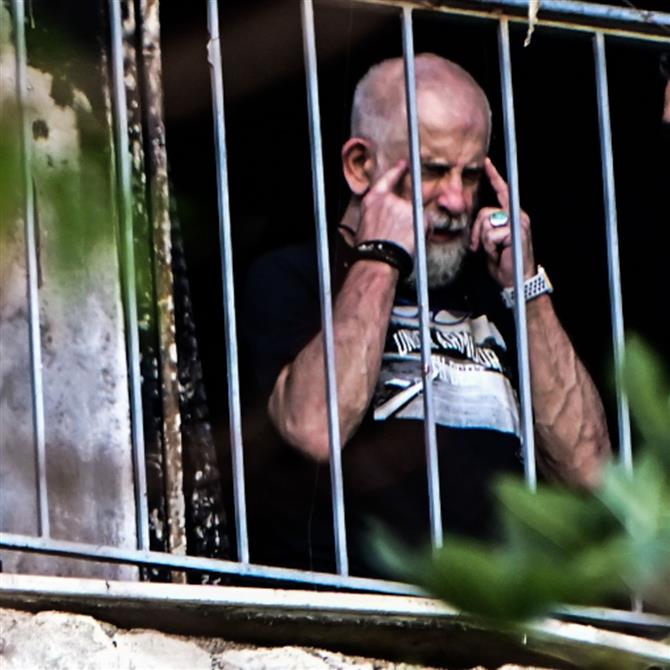 Πέτρος Φιλιππίδης: Νέα αυτοψία στο διαμέρισμά του για την πυρκαγιά