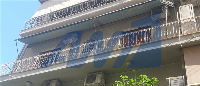 Θρίλερ με νεκρό βρεφός στην Κυψέλη: Συλλήψεις για κατοχή ναρκωτικών και μη ανακοίνωση αναγγελίας νεκρού