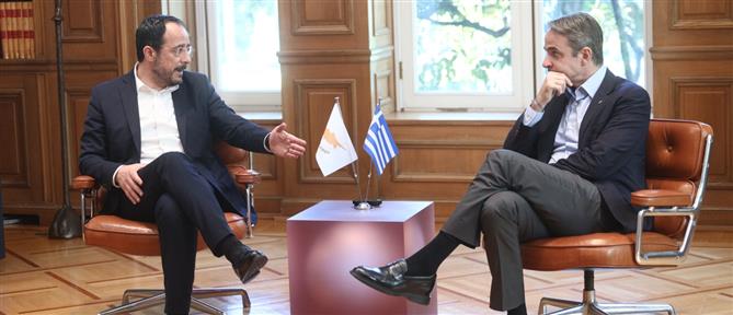 Τηλεφωνική συνομιλία Χριστοδουλίδη με Μητσοτάκη και Νετανιάχου