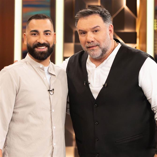 The 2Night Show: Ποιους θα φιλοξενήσει απόψε ο Γρηγόρης Αρναούτογλου;