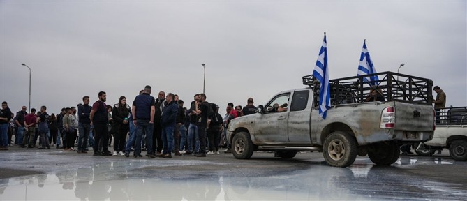 Μυτιλήνη - Αφθώδης πυρετός: Κατειλημμένα έως αύριο στις 12:00 και τα δυο λιμάνια από κτηνοτρόφους
