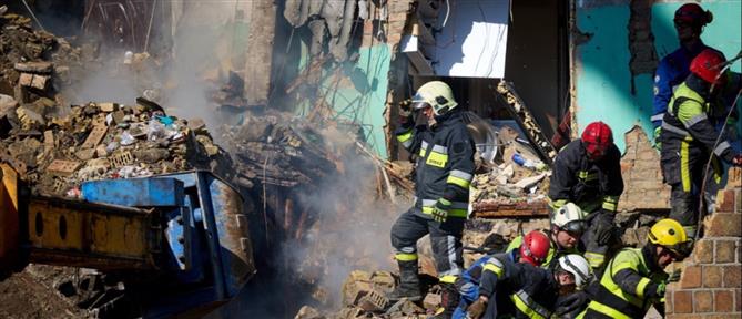 Ουκρανία: Τουλάχιστον 19 νεκροί από τις πυραυλικές επιθέσεις στο Κίεβο – Ανάμεσά τους 4 παιδιά