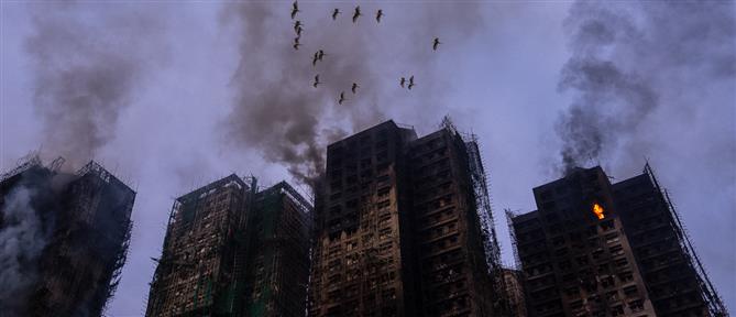 Χονγκ Κονγκ: Εννέα μήνες αναμένεται να διαρκέσει η έρευνα για την πυρκαγιά στους ουρανοξύστες