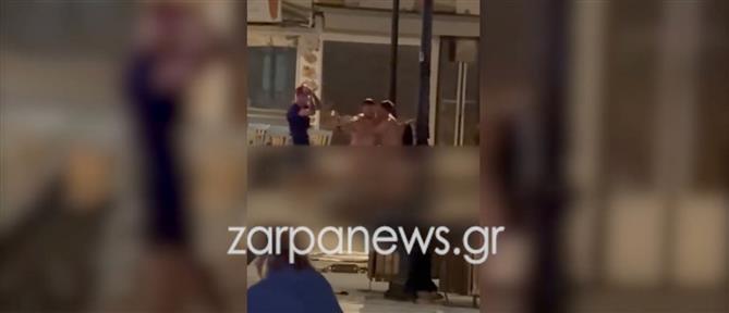 Κρήτη: Βρετανοί ναύτες κυκλοφορούν… γυμνοί στο Ενετικό Λιμάνι των Χανίων (βίντεο)