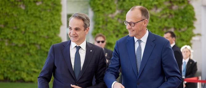 Μητσοτάκης από Βερολίνο: Τα τελευταία έξι χρόνια η Ελλάδα γράφει ένα νέο κεφάλαιο (εικόνες)